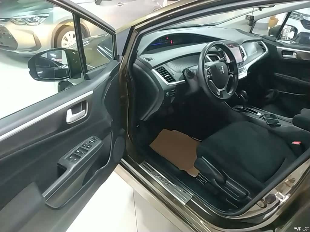 Honda Jade, 2017 16