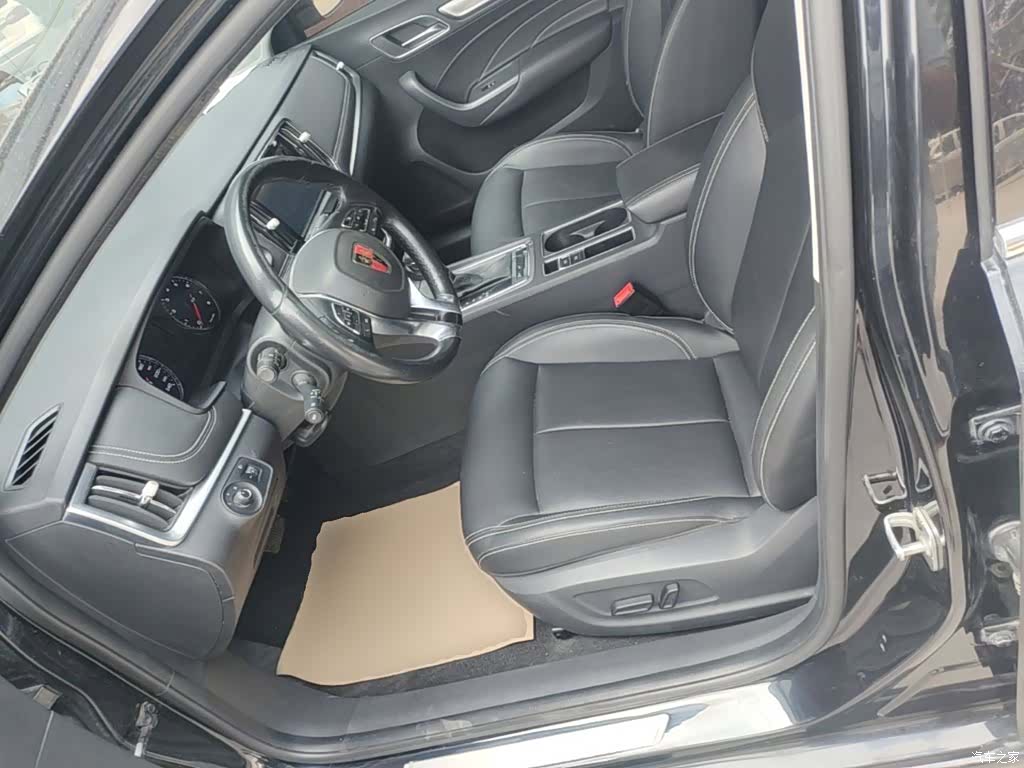 Roewe i6, 2019 15