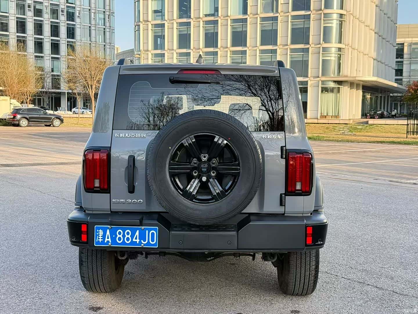 Tank 300, 2023 7