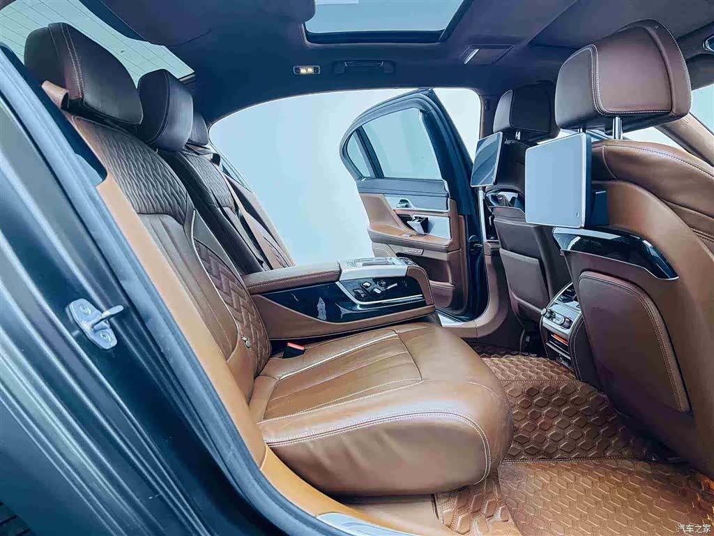 BMW 7 Series, 2019 18