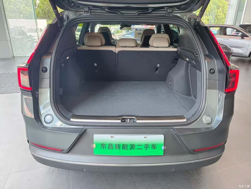 Volvo XC70, 2026 3