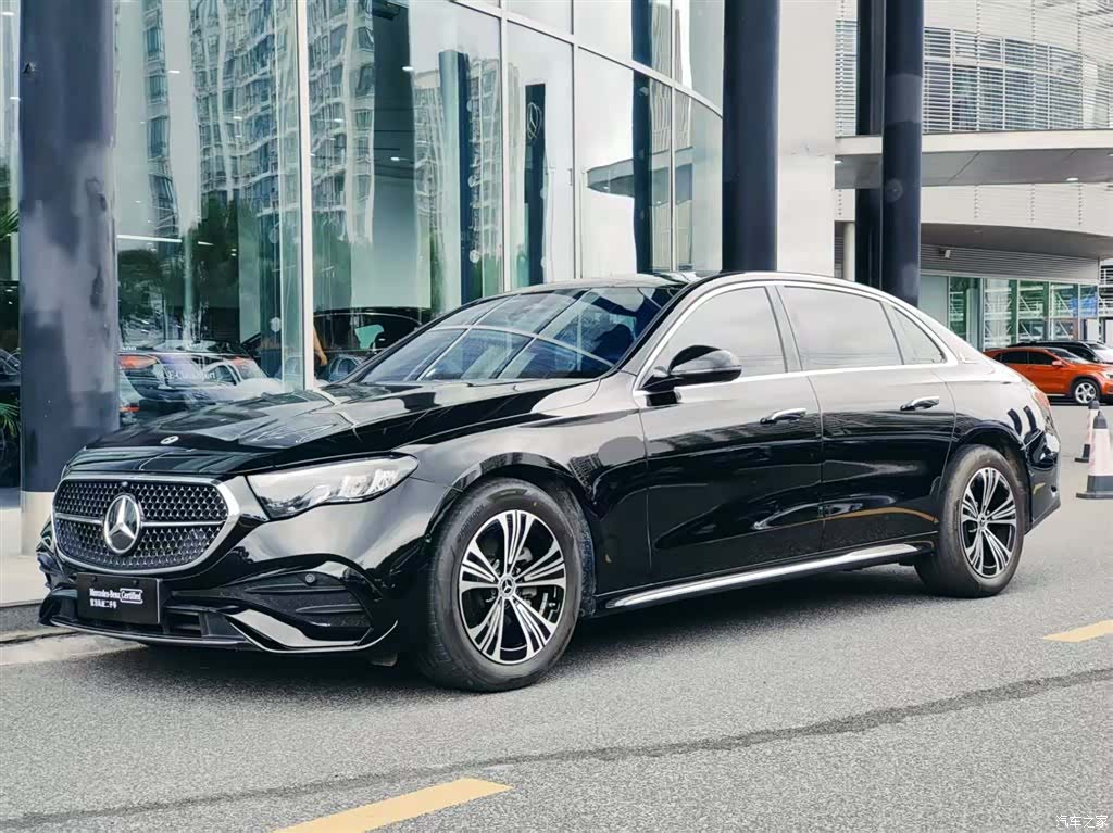 Mercedes-Benz E-Class, 2024 1