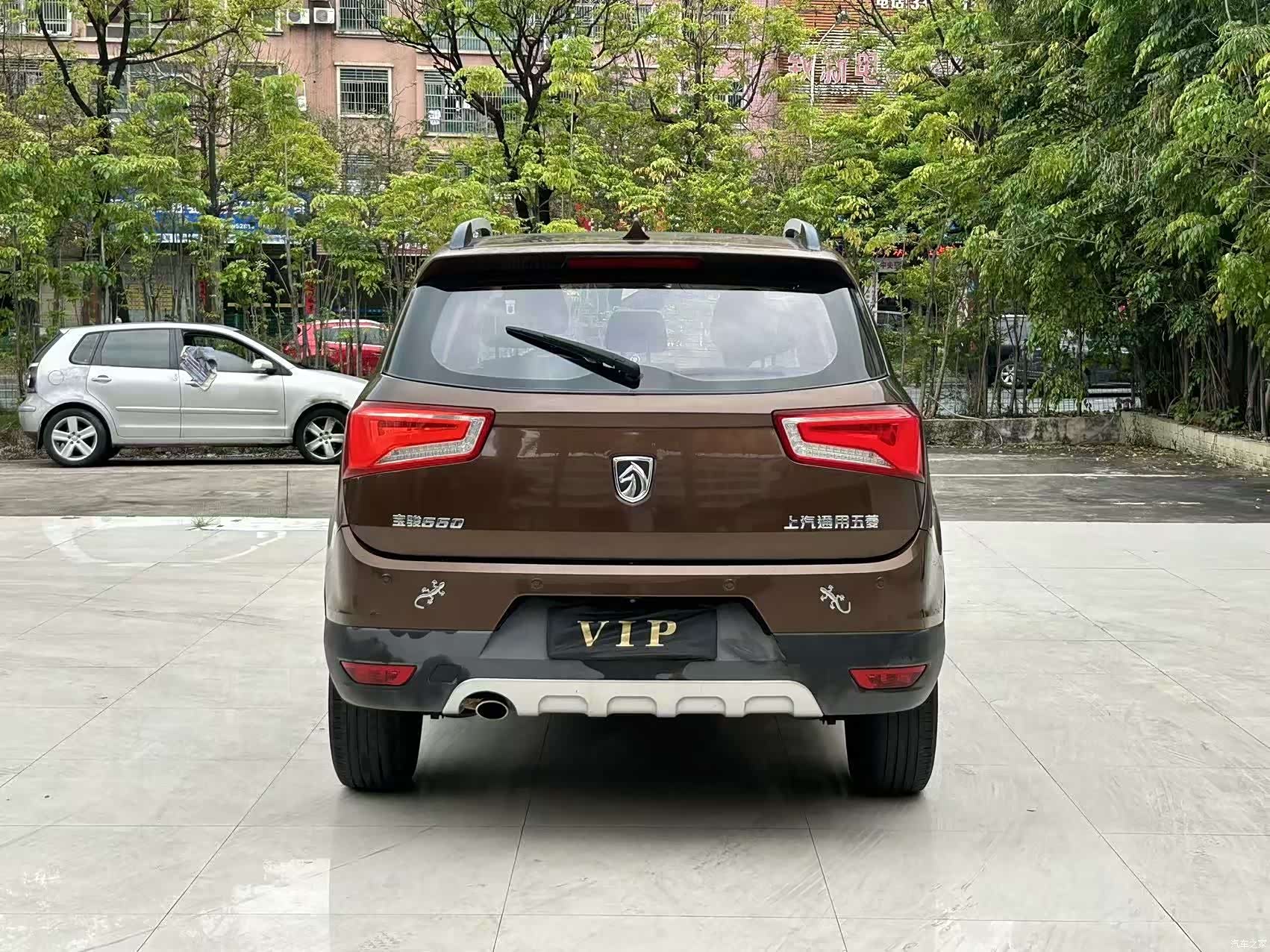 Wuling 560, 2016 8