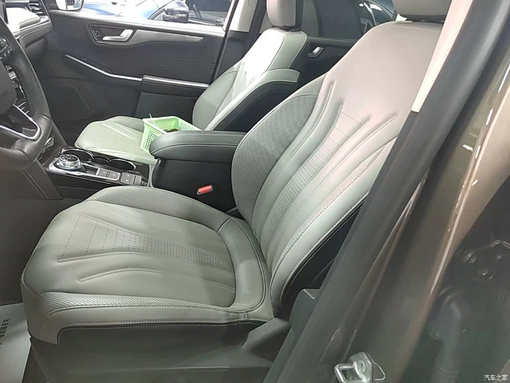 Ford Escape, 2020 15