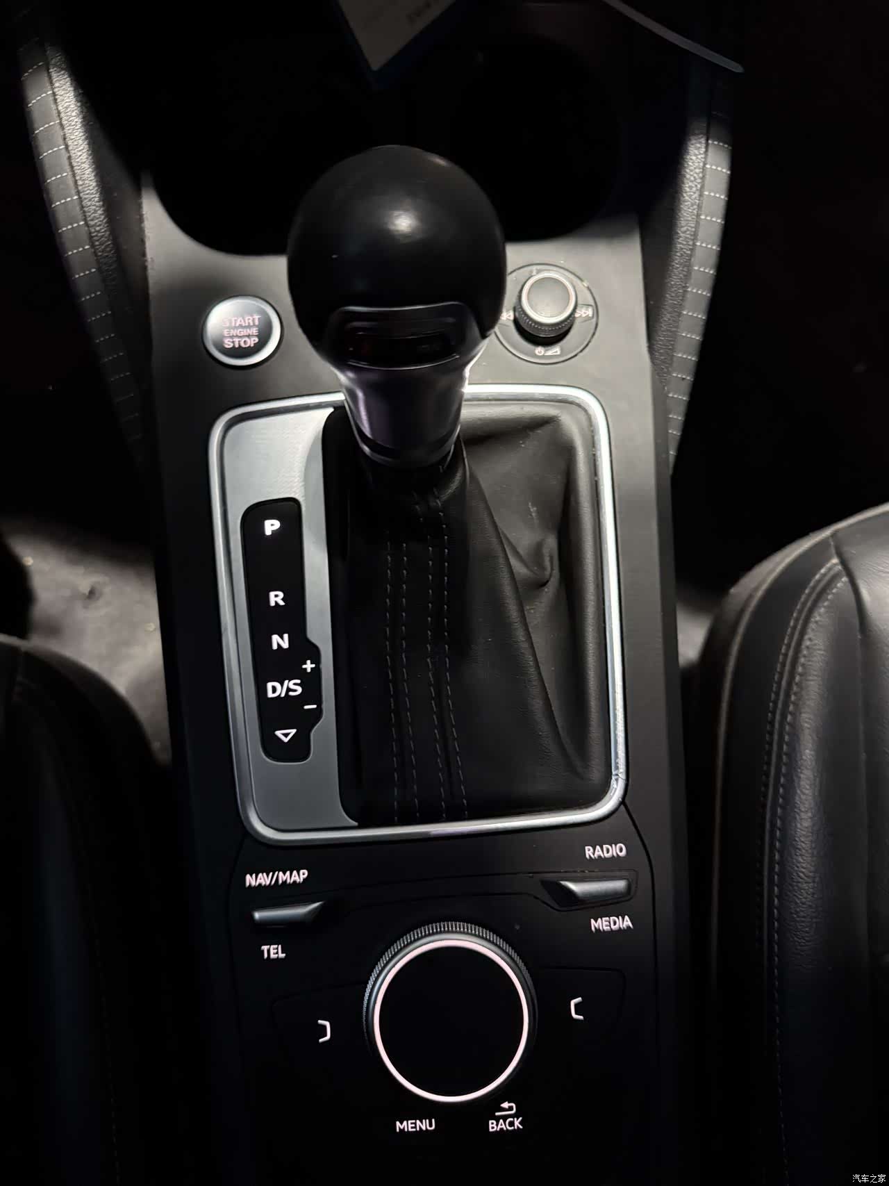 Audi Q2L, 2022 14