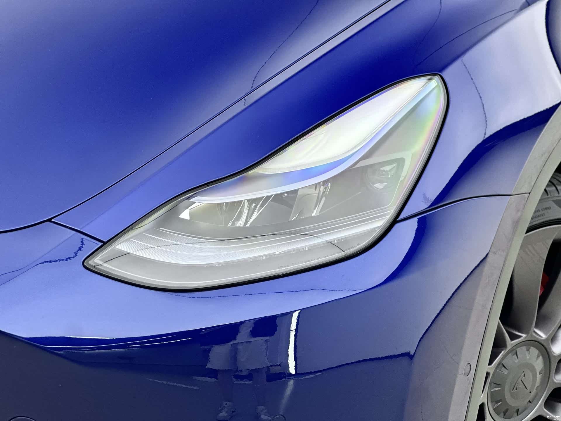 Tesla Model Y, 2023 15