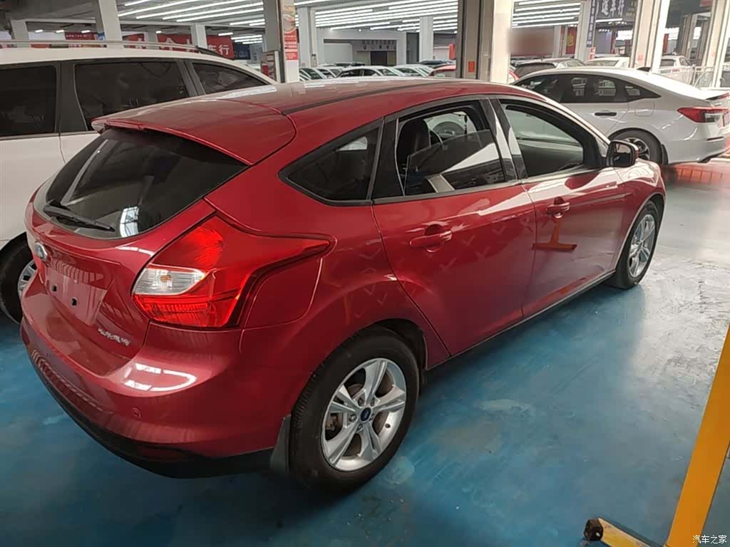 Ford Focus, 2015 6