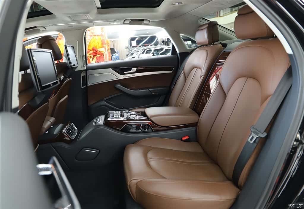 Audi A8L, 2012 7
