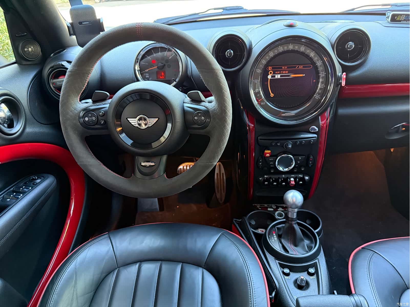 Mini Countryman, 2015 13