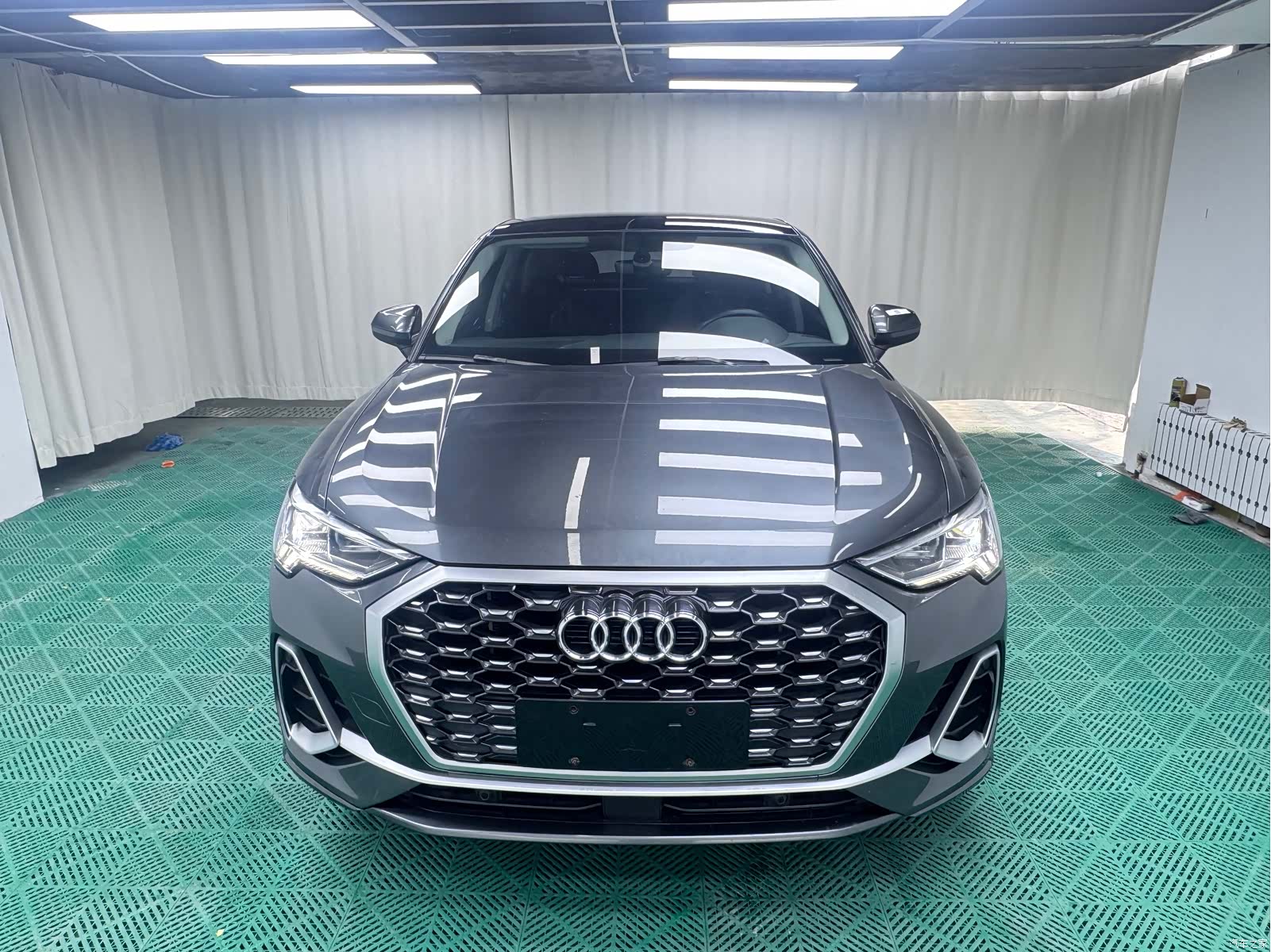 Audi Q3, 2022 2