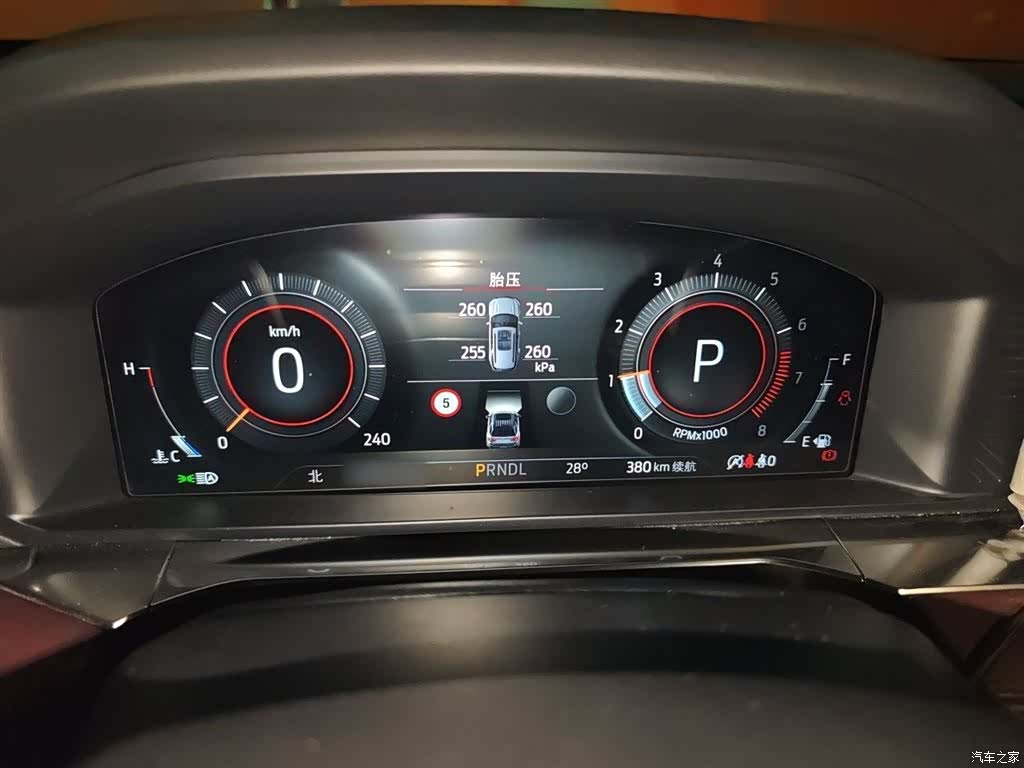 Ford Explorer, 2022 4