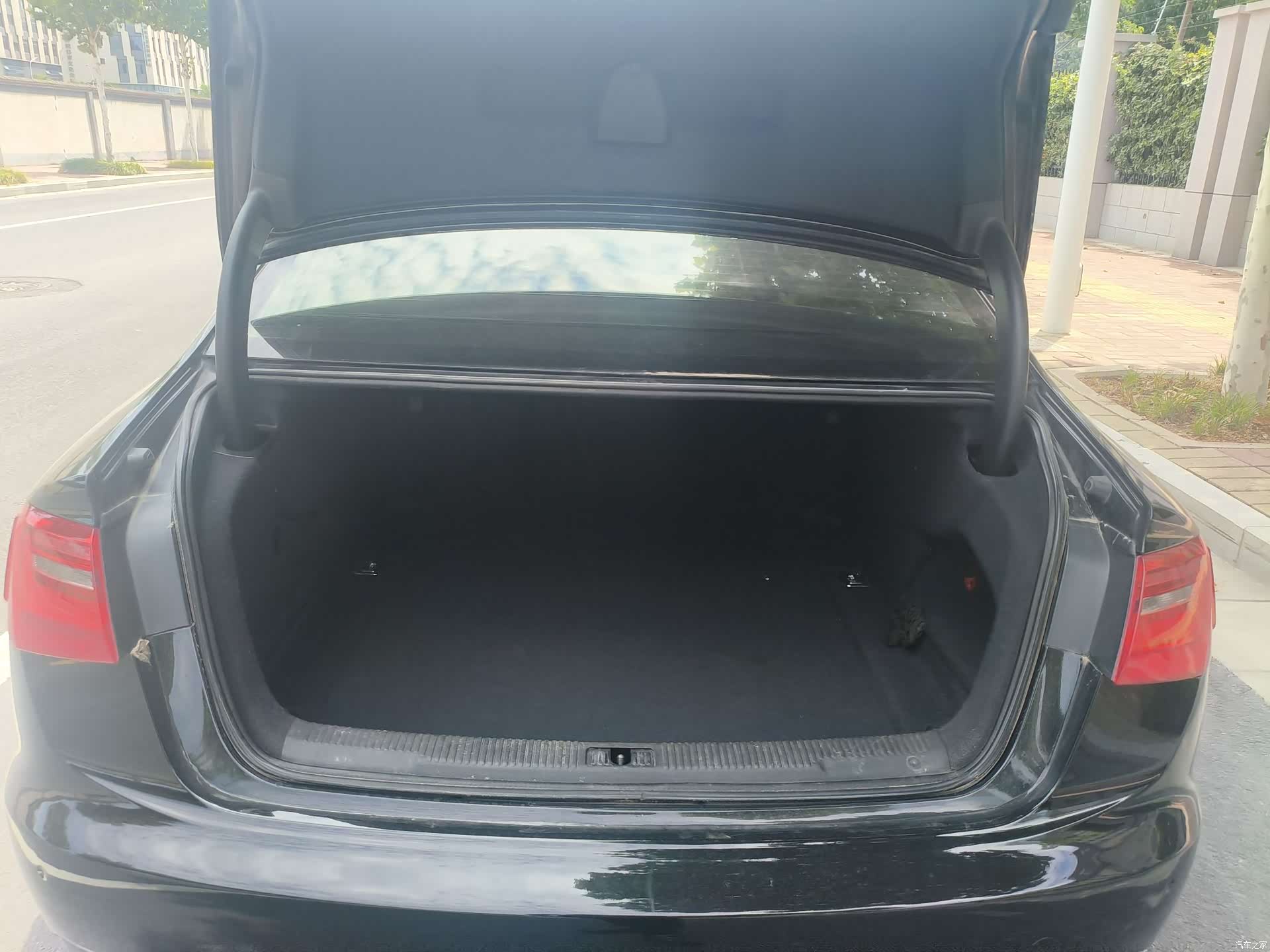Audi A6L, 2013 10