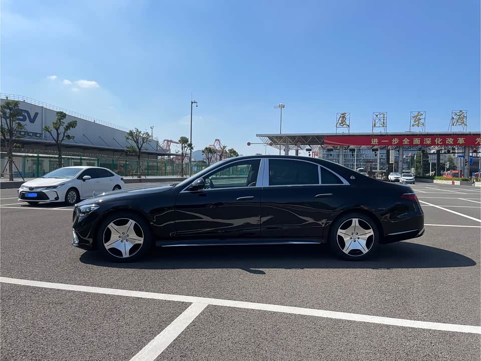 Mercedes-Benz Maybach S-class