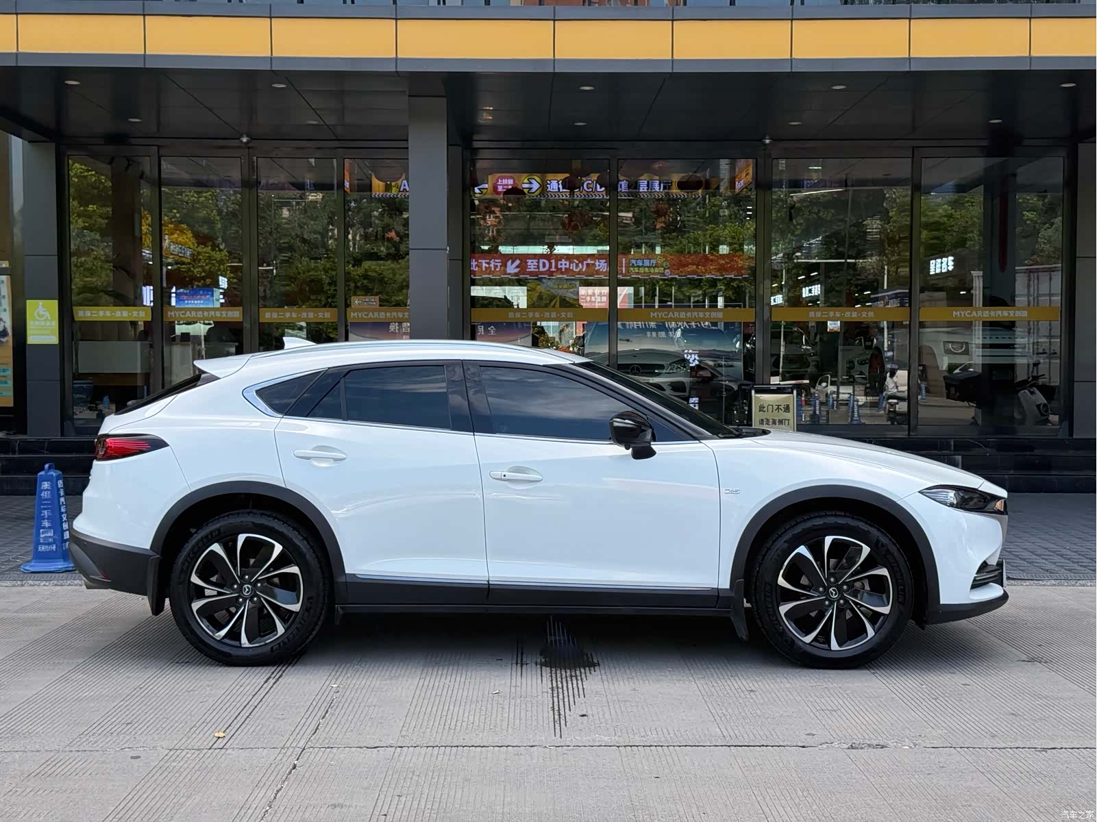 Mazda CX-4, 2021 27