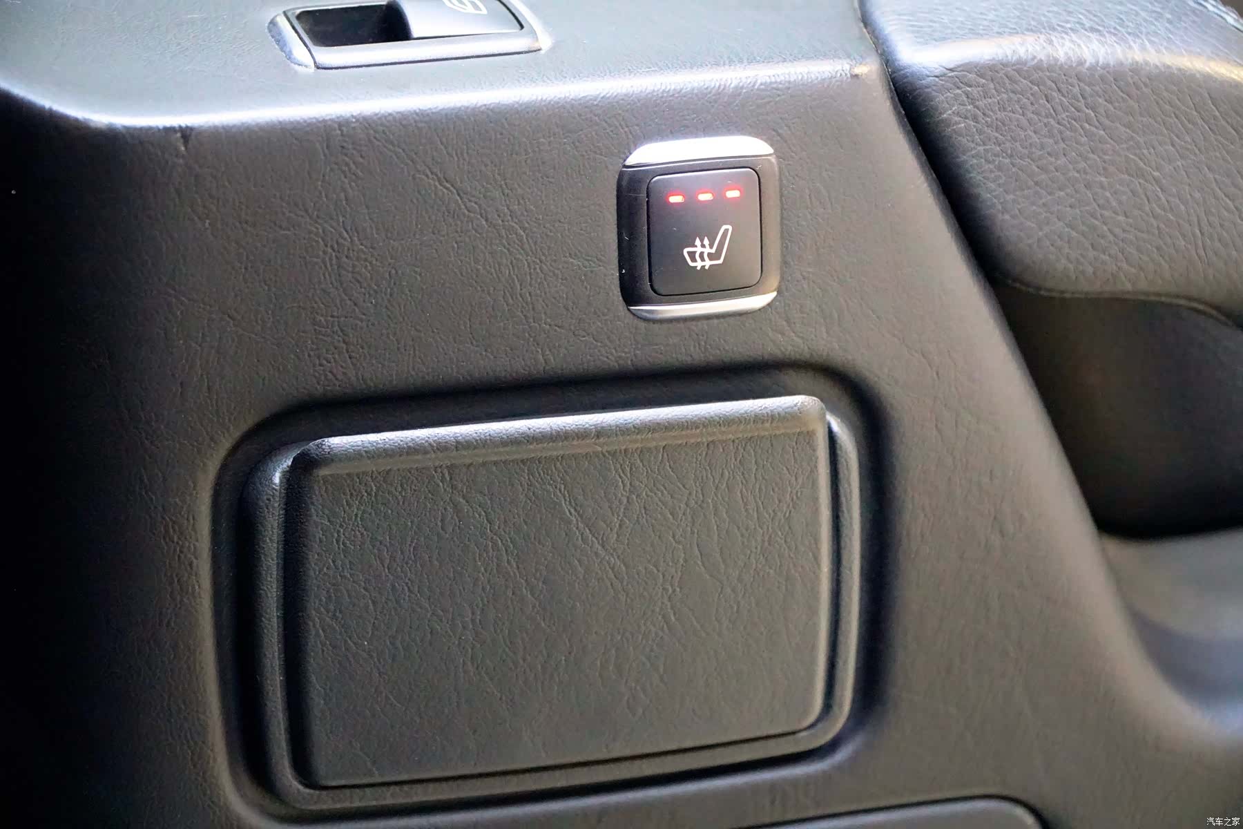 Mercedes-Benz G-Class, 2015 16