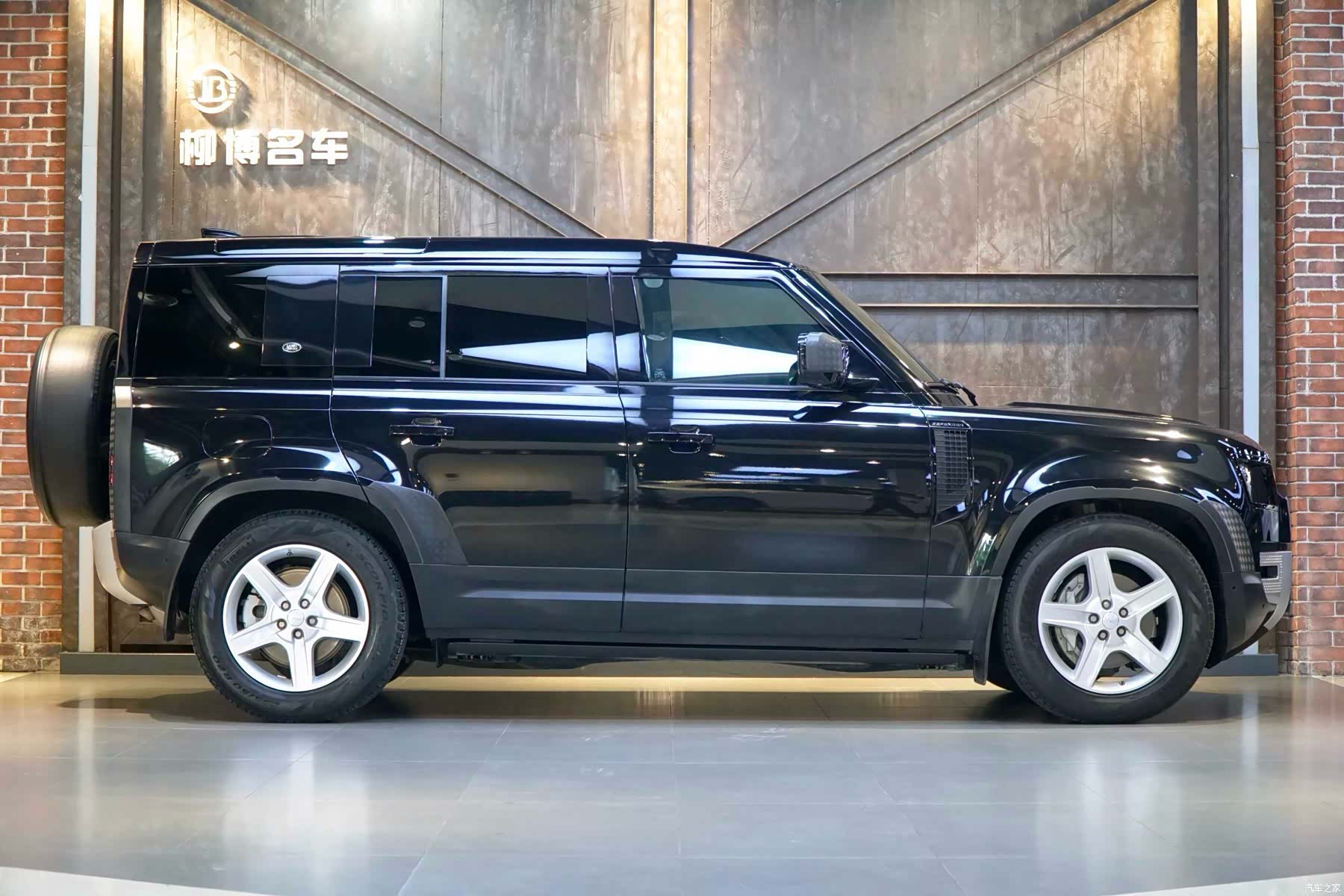Land Rover Defender, 2021 22
