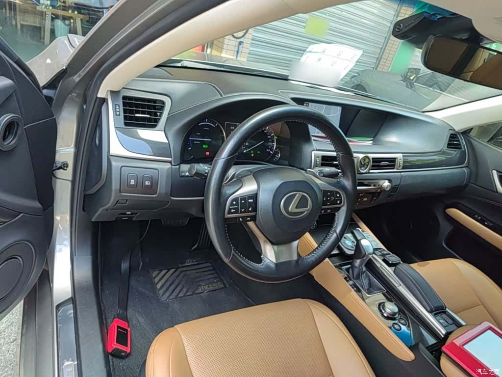 Lexus GS, 2017 10