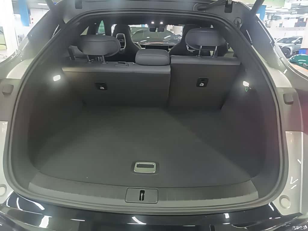Xiaomi YU7, 2025 19