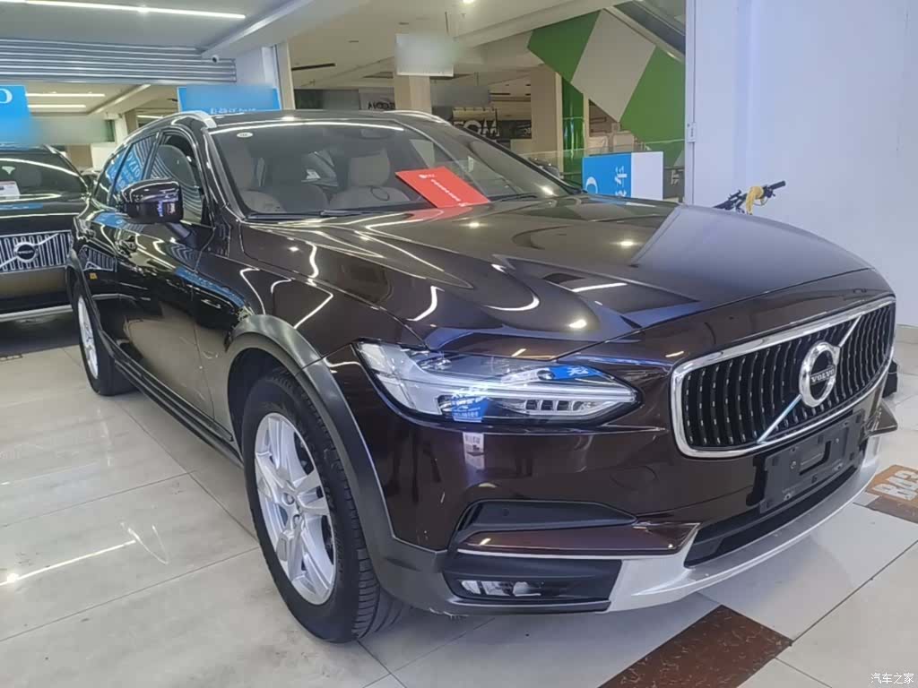 Volvo V90, 2019 4