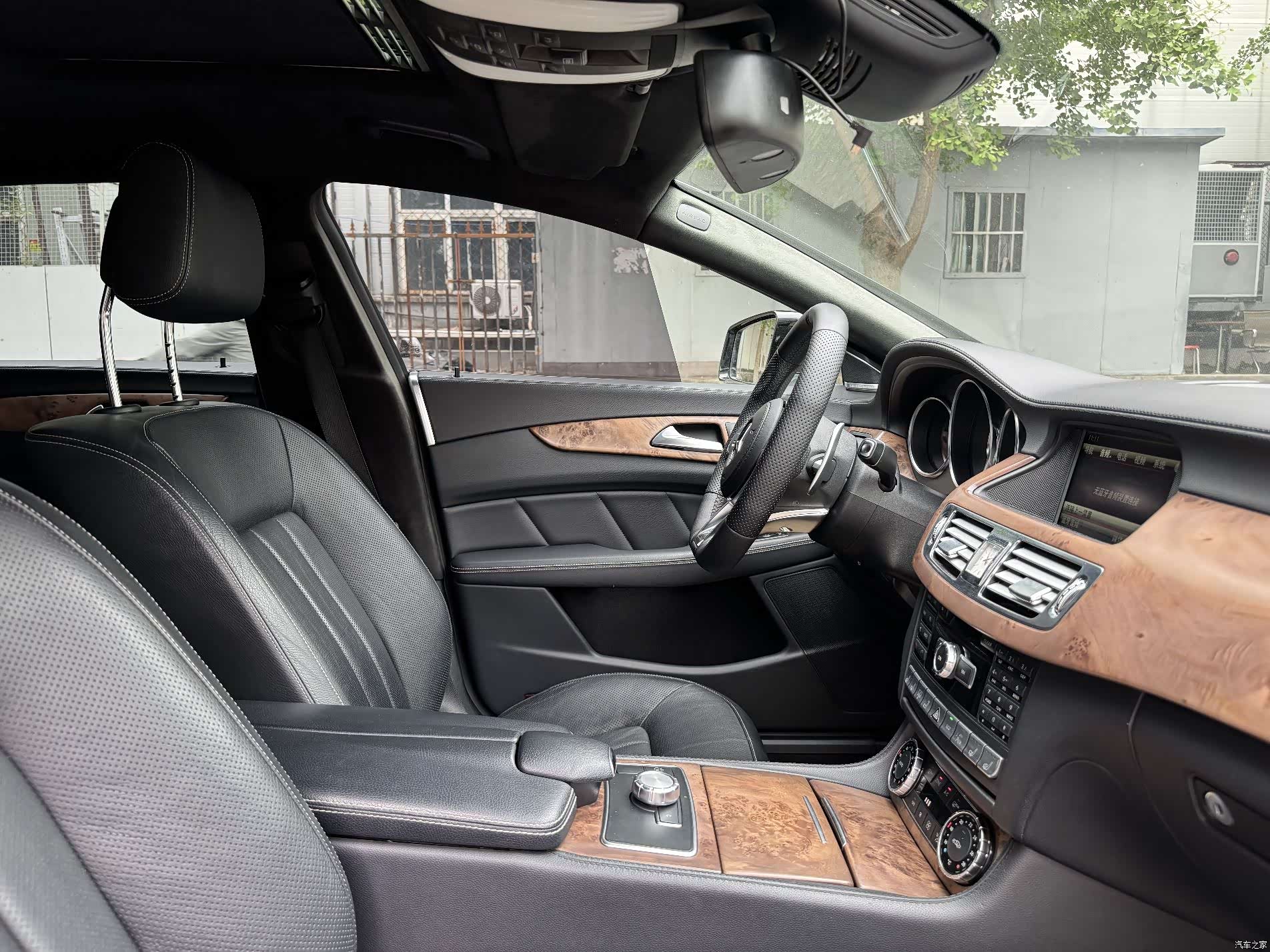 Mercedes-Benz CLS, 2014 6