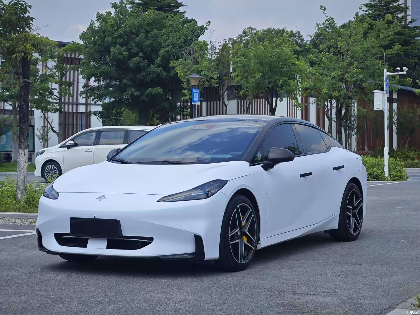 Hyper GT, 2024 1