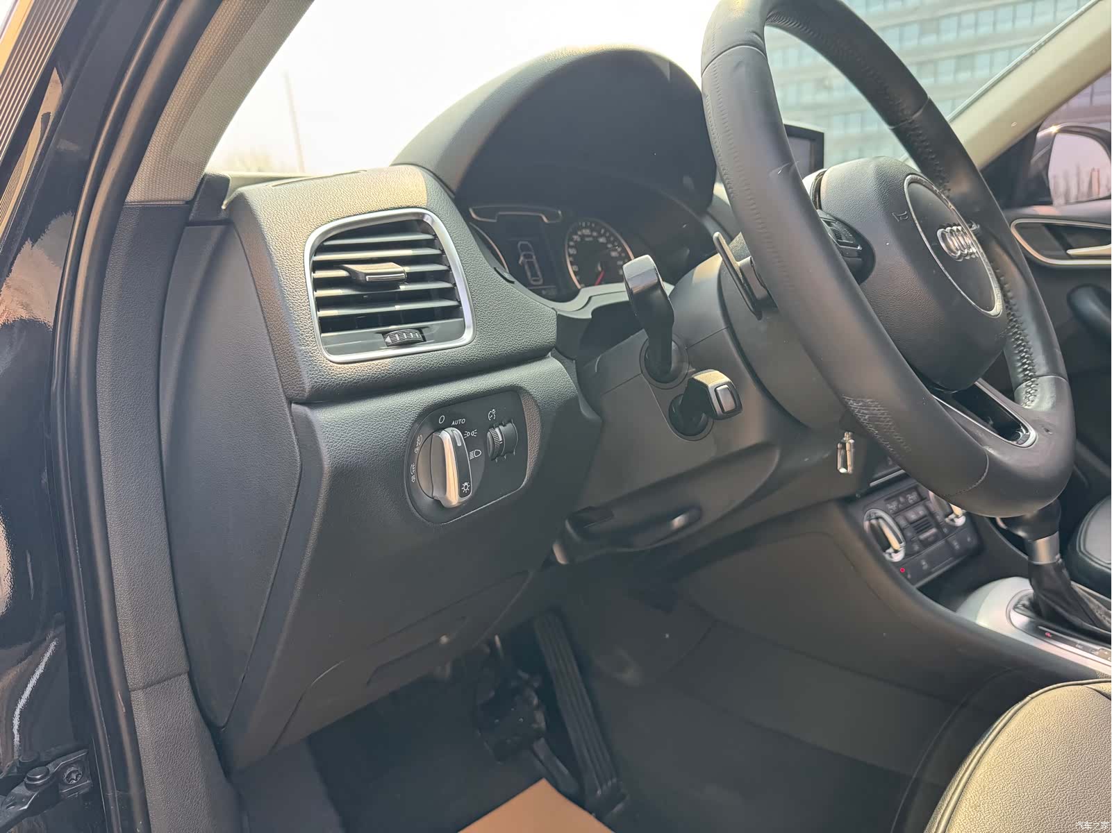 Audi Q3, 2013 15