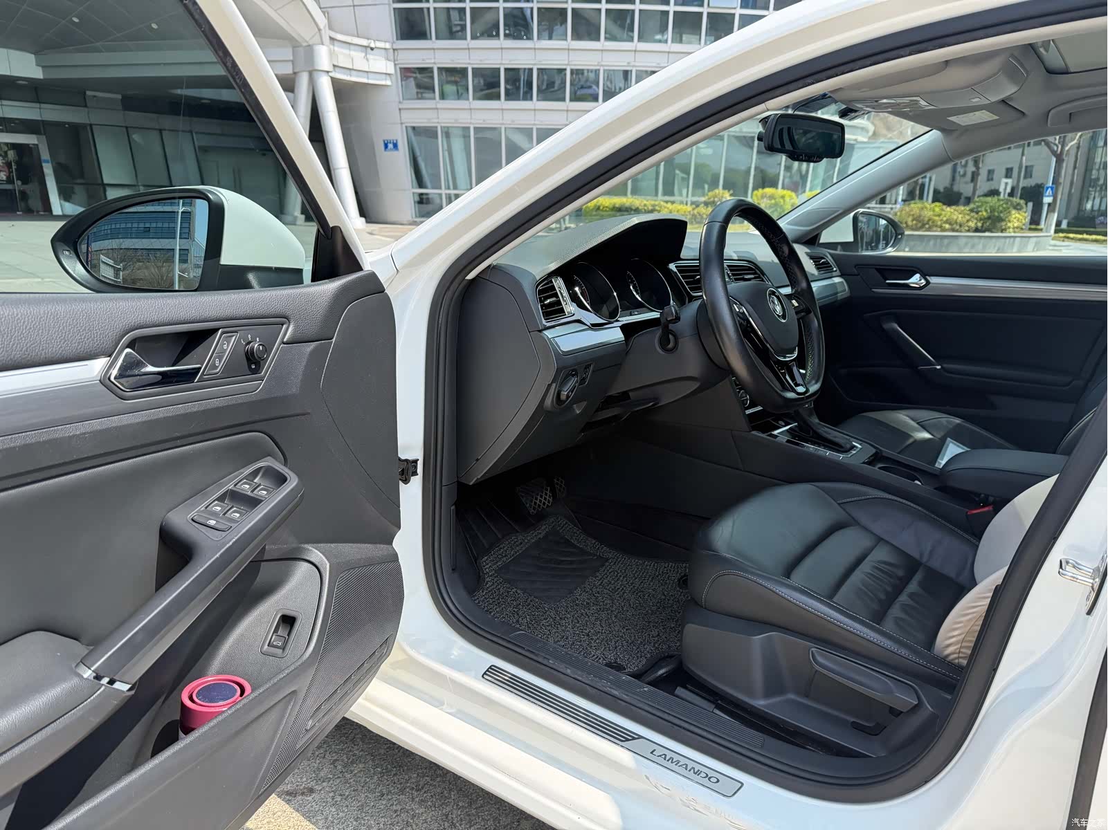 Volkswagen Lamando, 2016 7