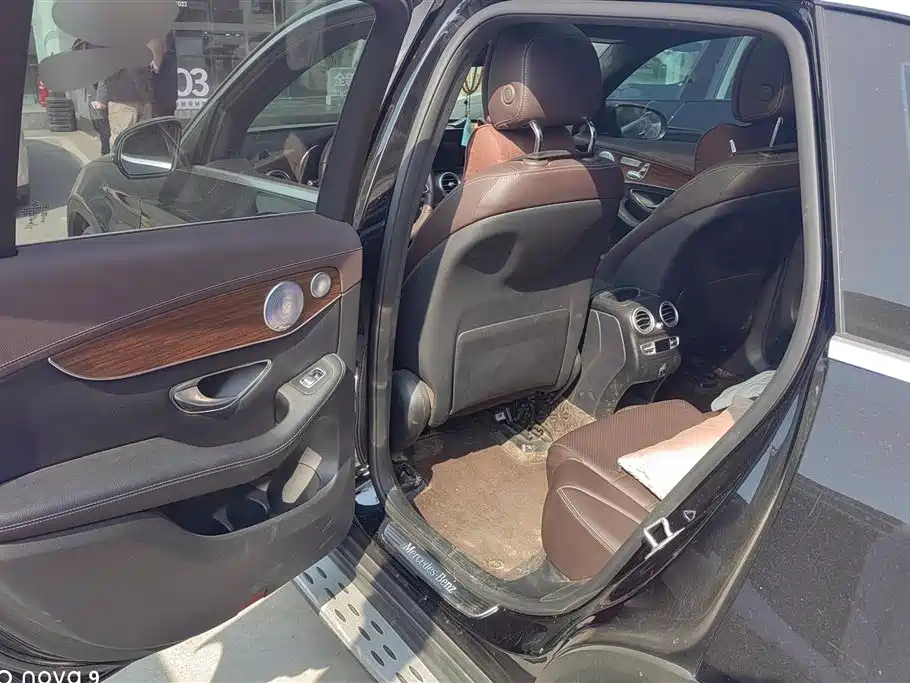 Mercedes-Benz GLC Mercedes-Benz GLC