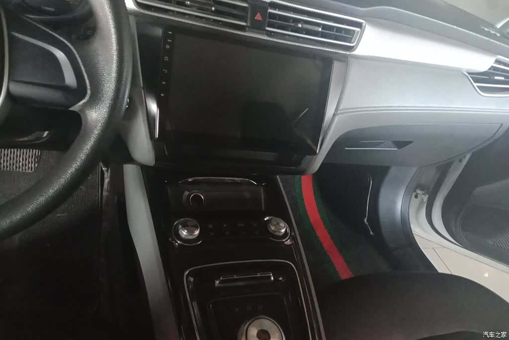 Roewe Ei5, 2018 16