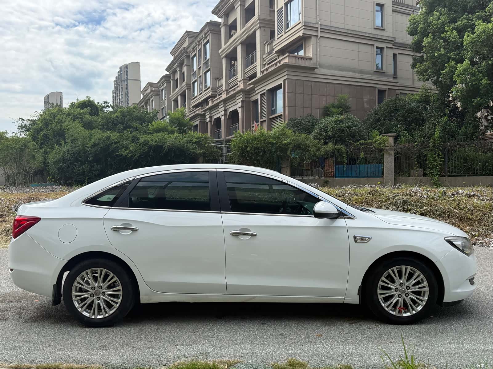 Buick 15N, 2015 4