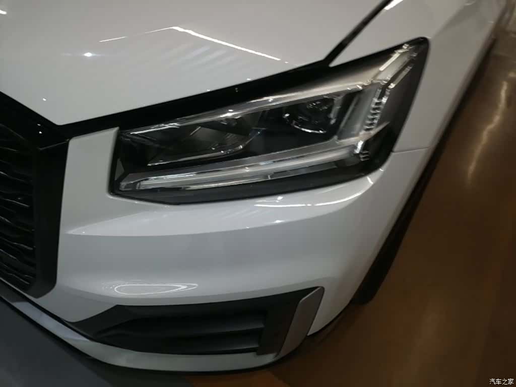 Audi Q2L, 2021 24