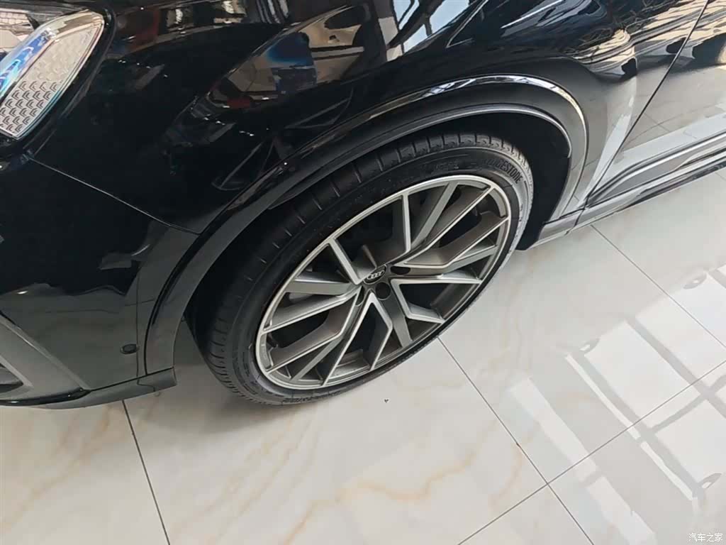 Audi Q7, 2022 23