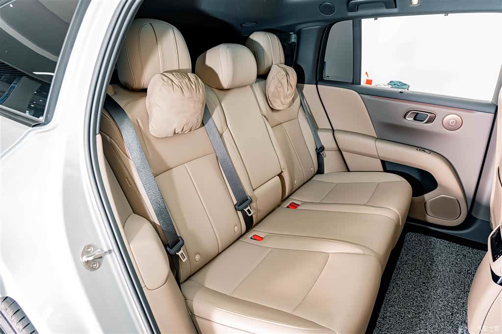 Li Auto i6, 2025 21