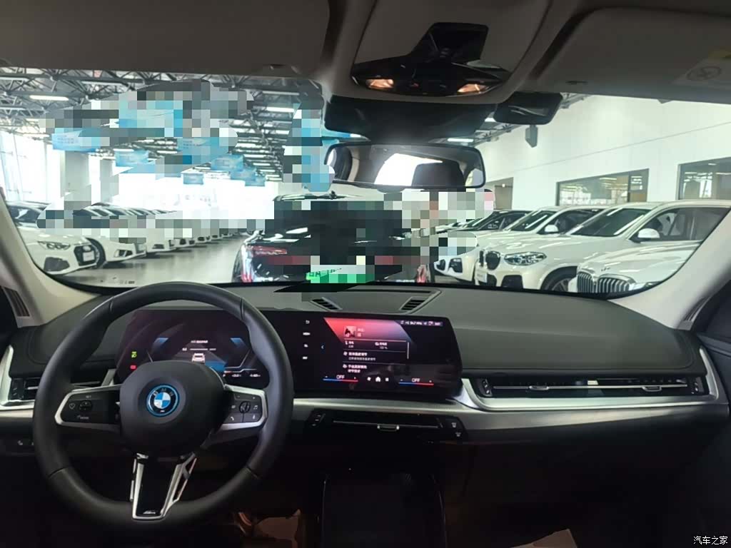 BMW iX1, 2024 6