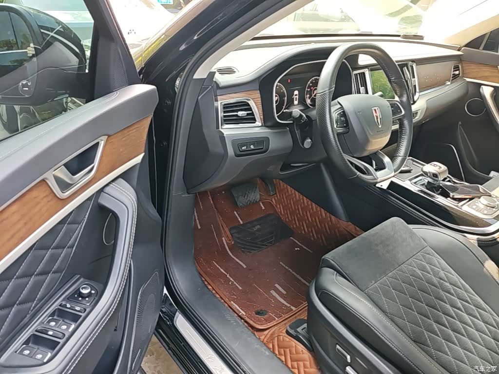 Hongqi HS7, 2021 16