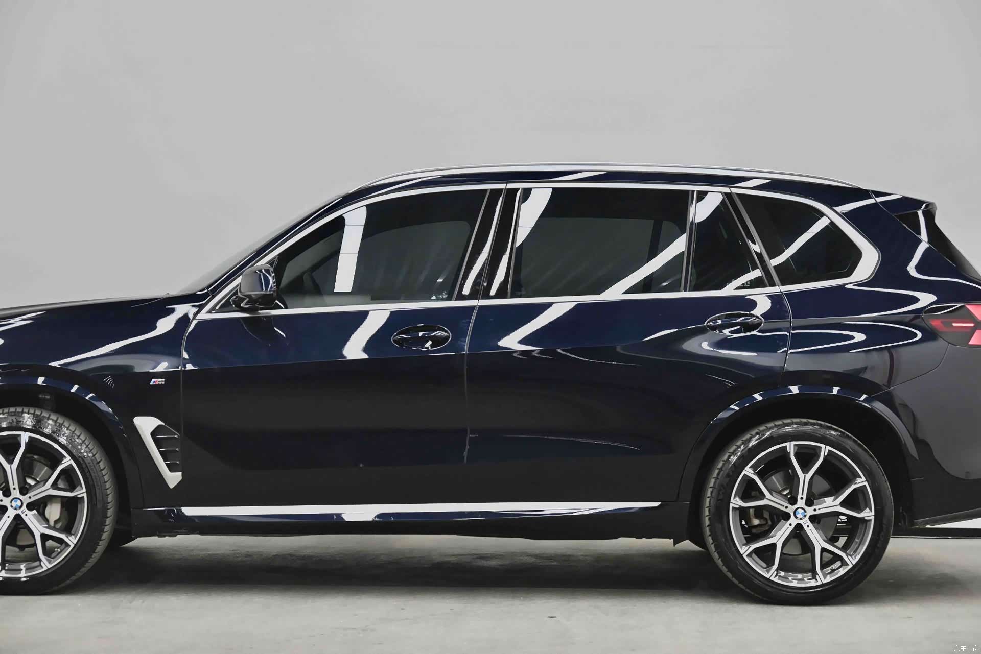 BMW X5, 2024 36