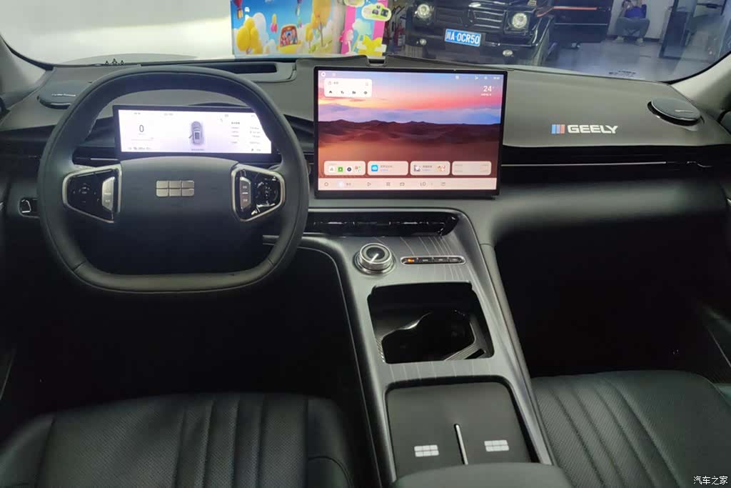 Geely Galaxy E5, 2024 12