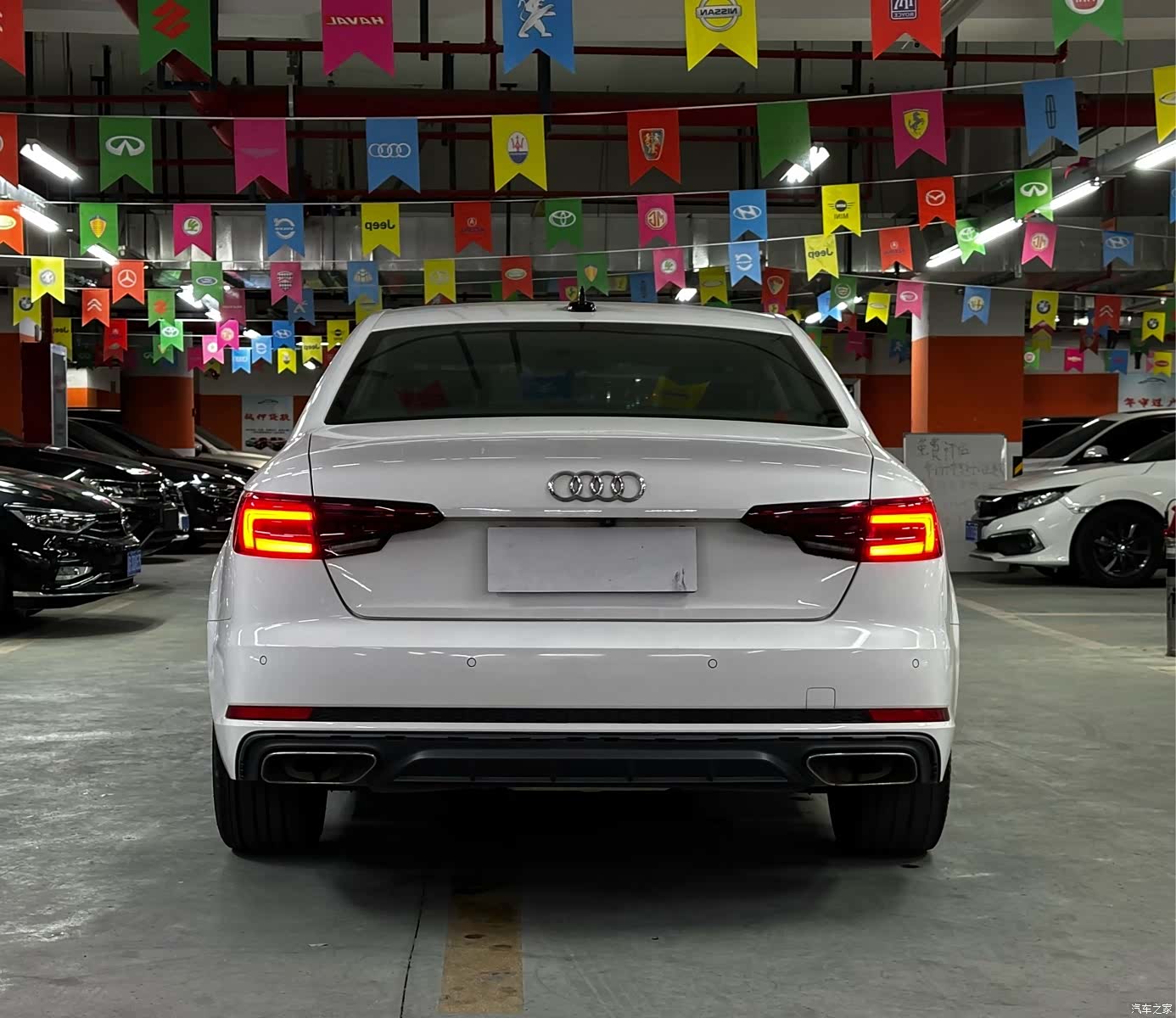 Audi A4L, 2019 14