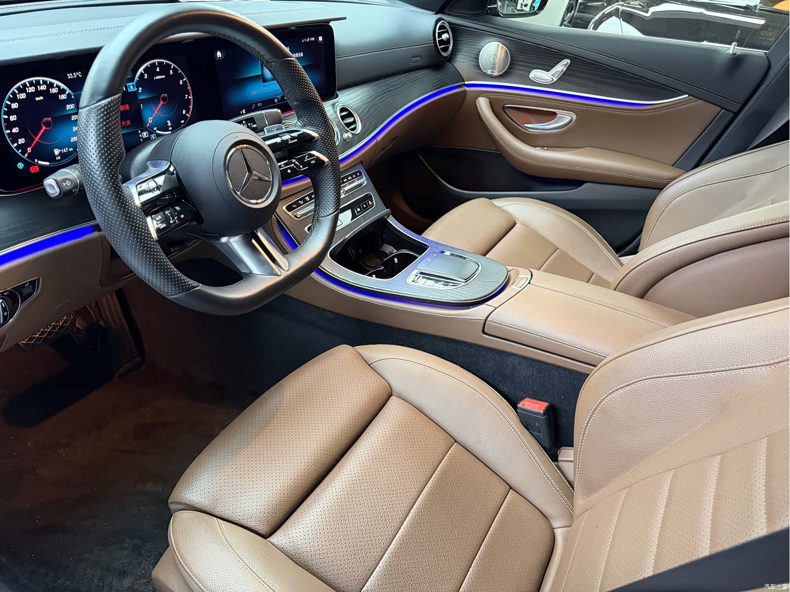 Mercedes-Benz E-Class, 2022 все фото