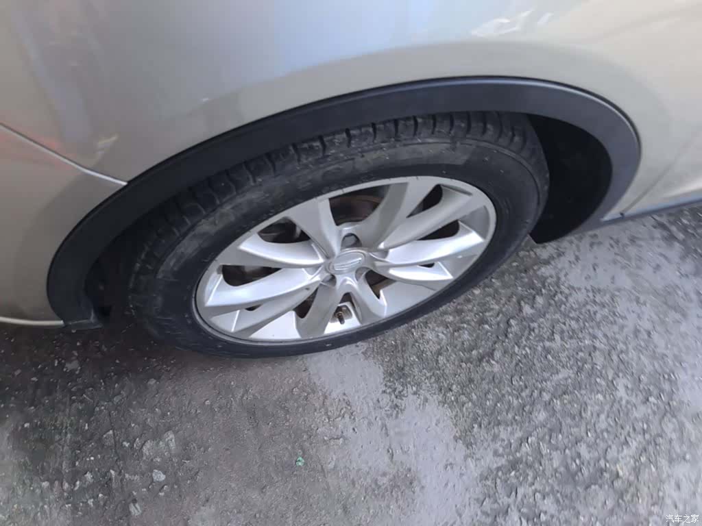 Geely Emgrand, 2018 23