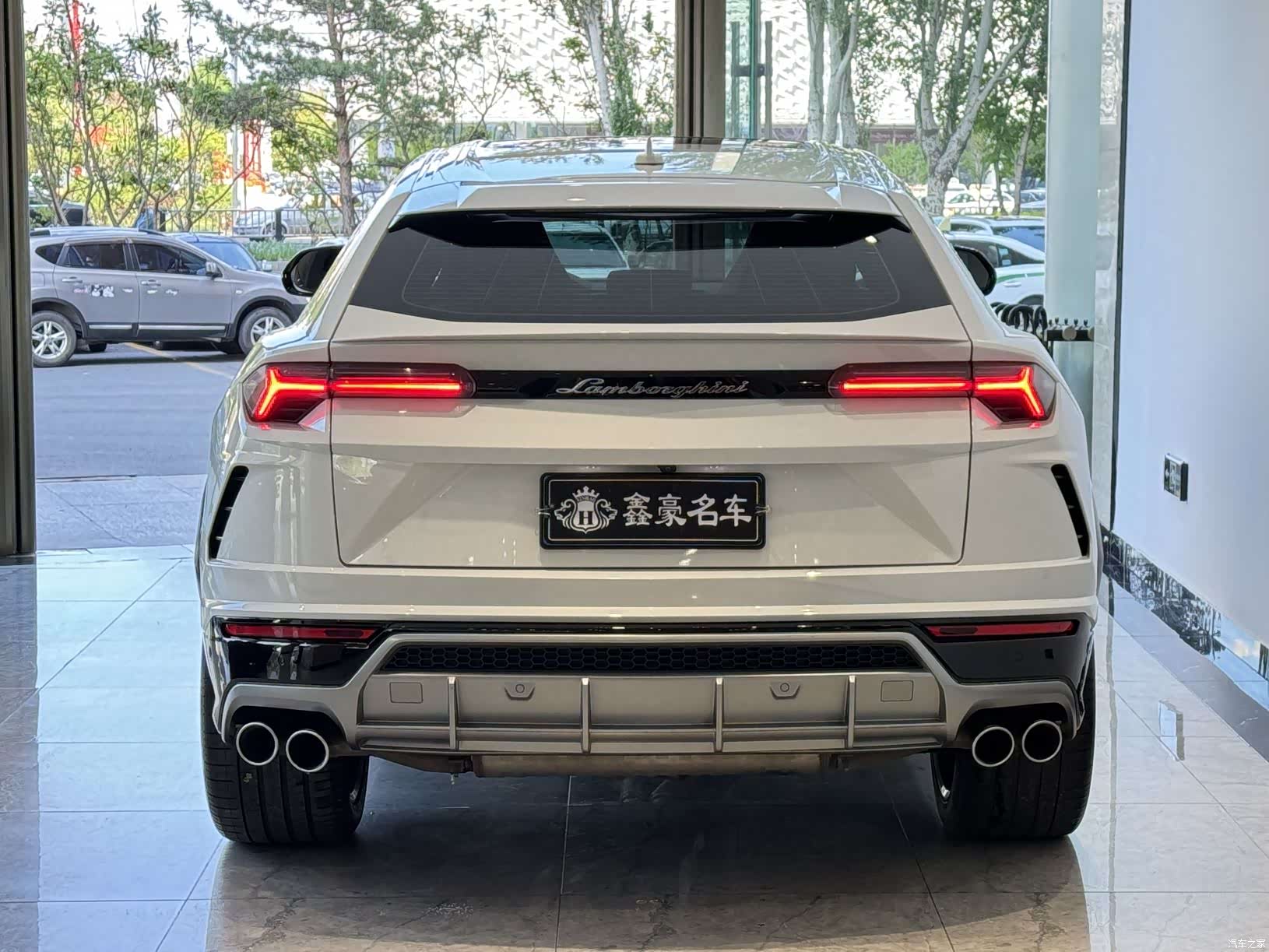 Lamborghini Urus, 2019 31
