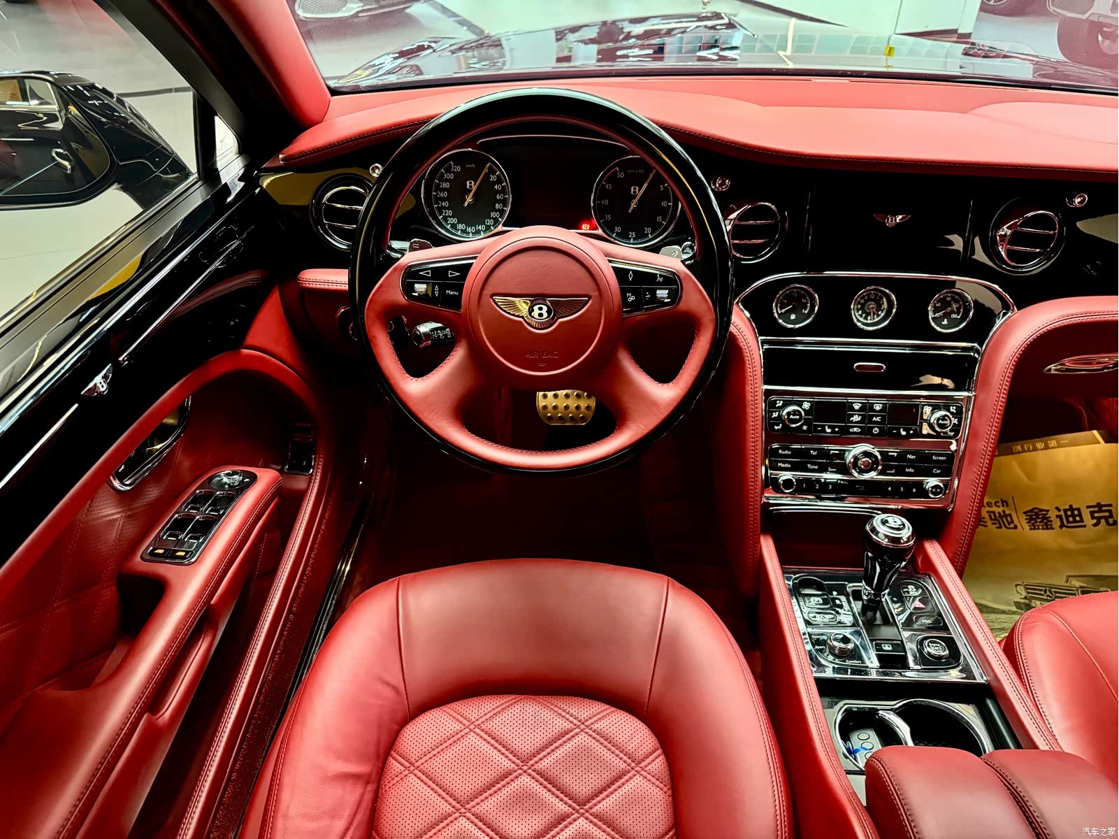 Bentley Mulsanne, 2018 12