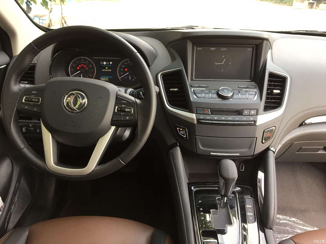DongFeng AX7, 2018 все фото