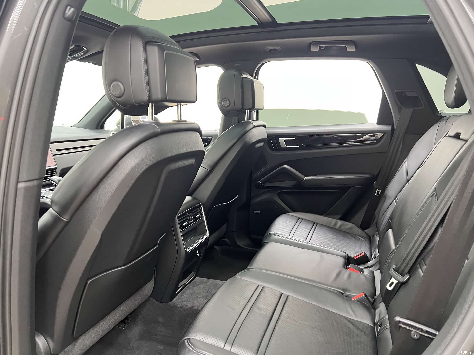 Porsche Cayenne, 2020 16