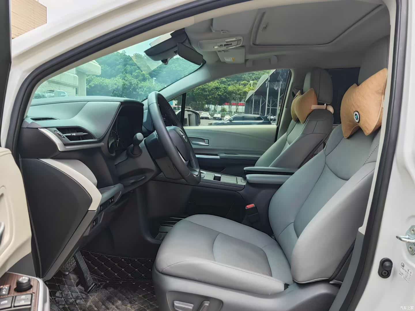 Buick GL8, 2025 8