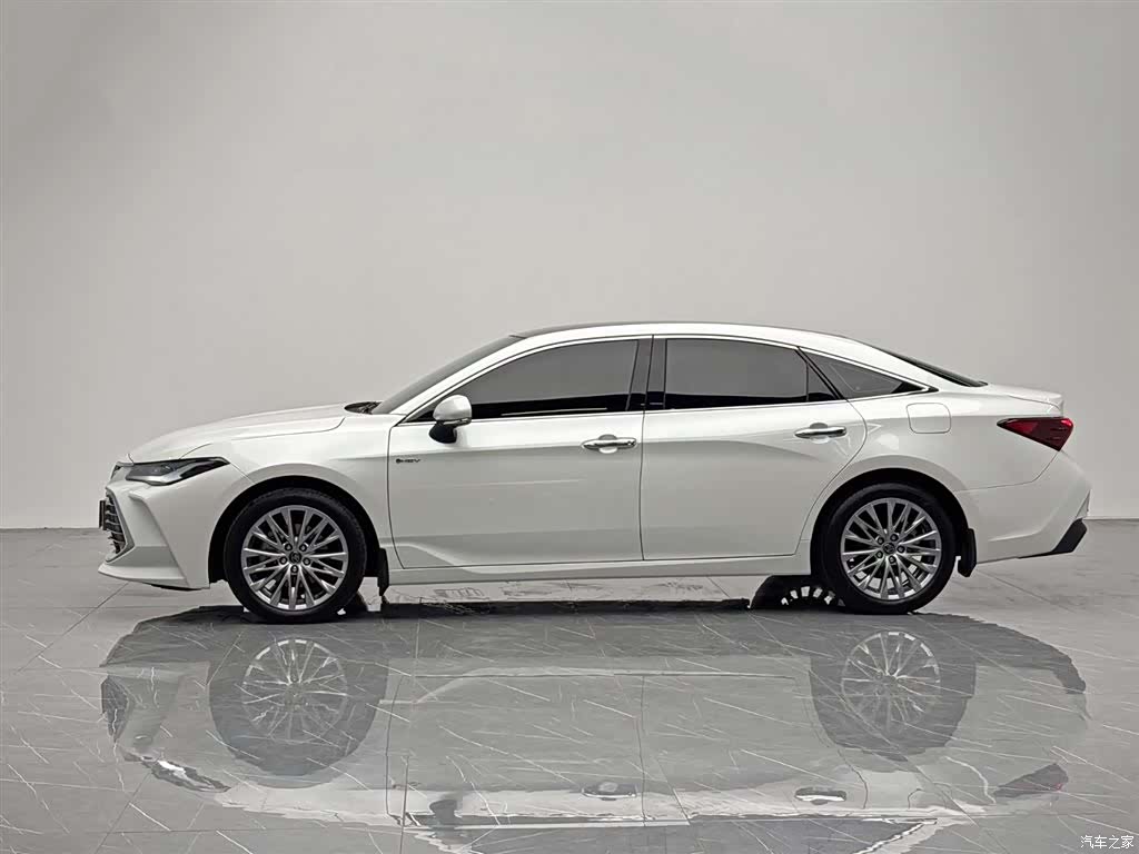 Toyota Avalon, 2024 3