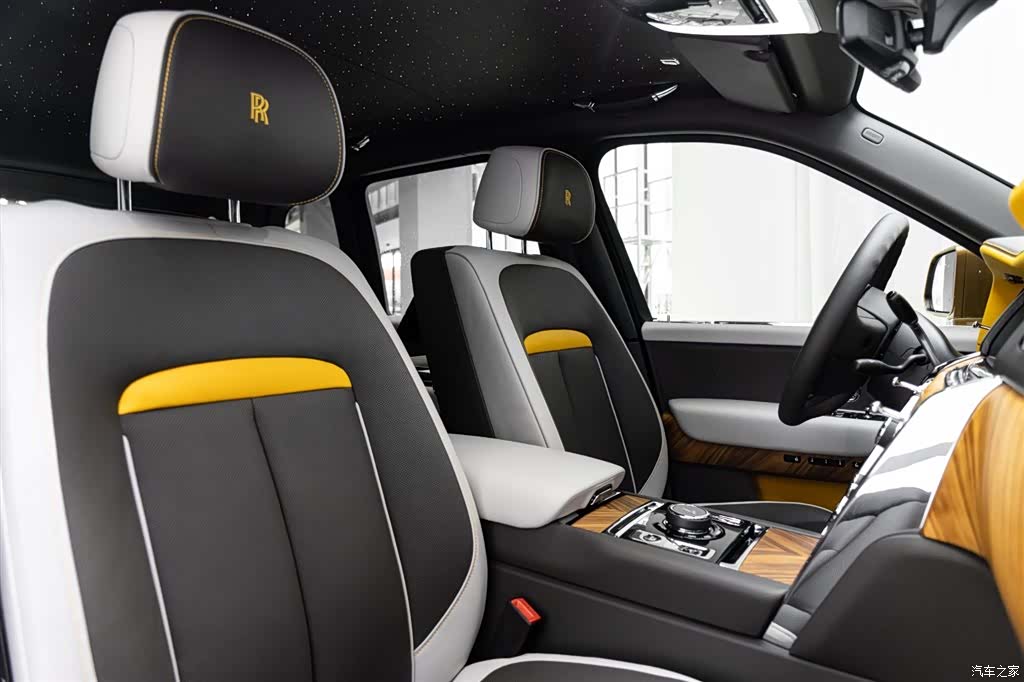 Rolls-Royce Cullinan, 2024 17