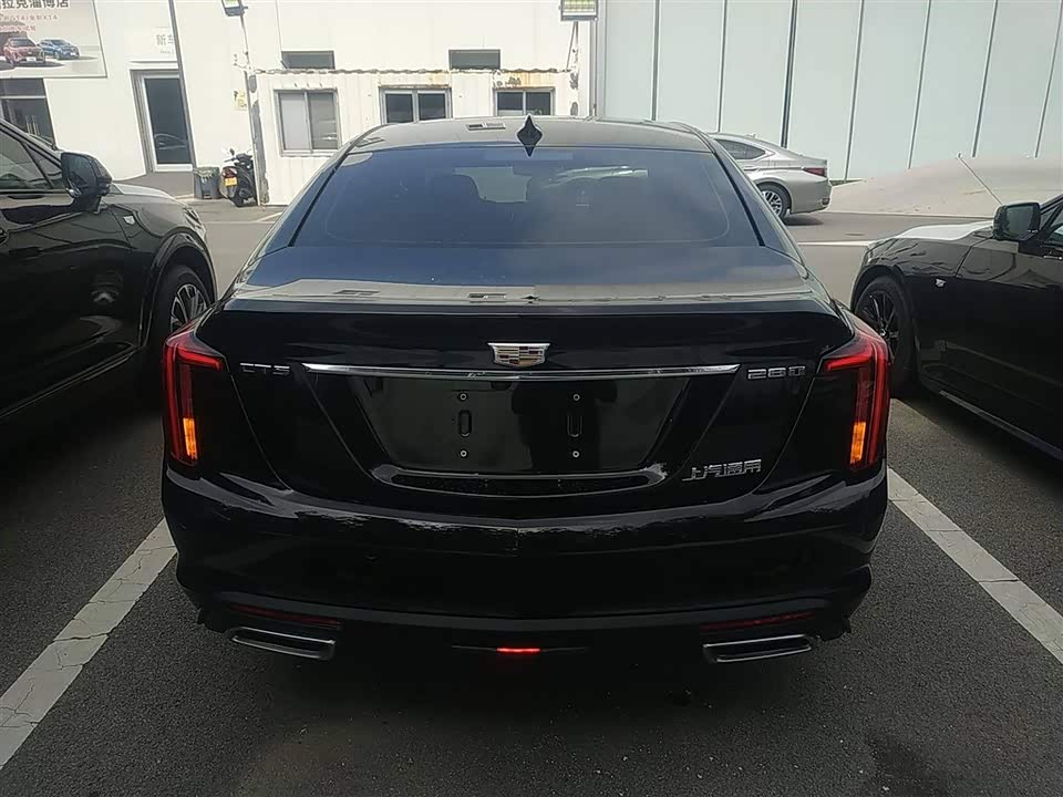 Cadillac CT5