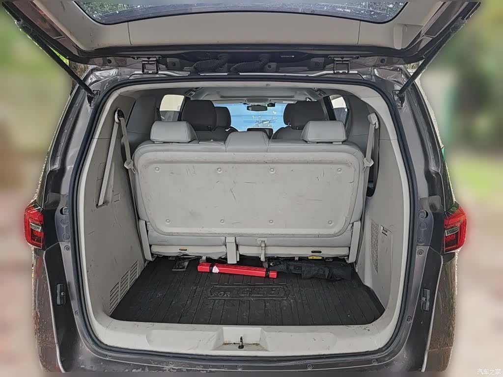 Buick GL8, 2022 10