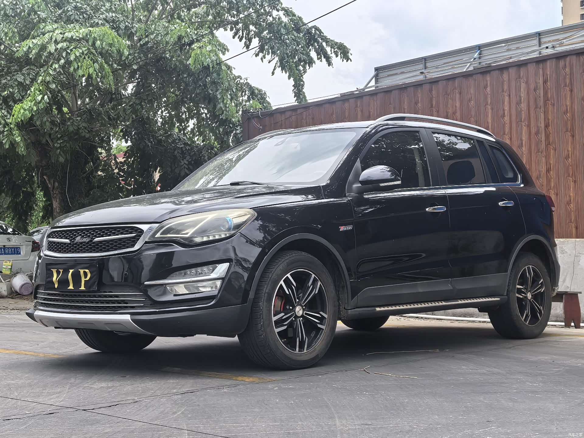 Zotye X5, 2017 1